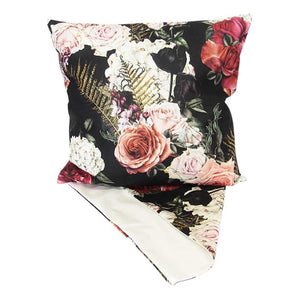 Rose bouquet cushion cover