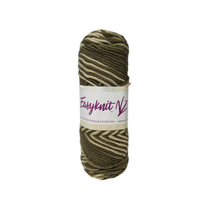 EasyKnit premium yarn fawn & white